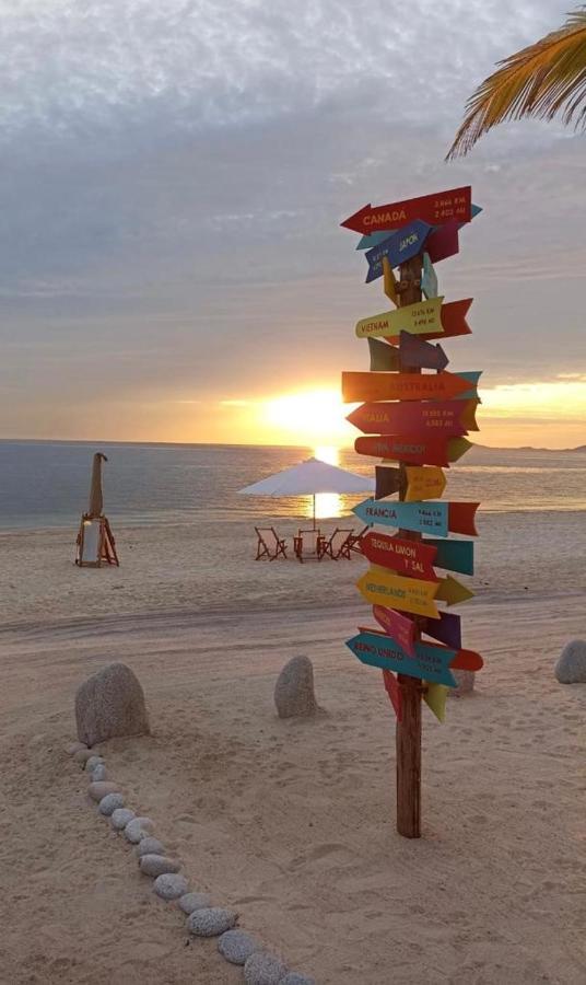 Beach Front Lofts, La Ventana Esterno foto