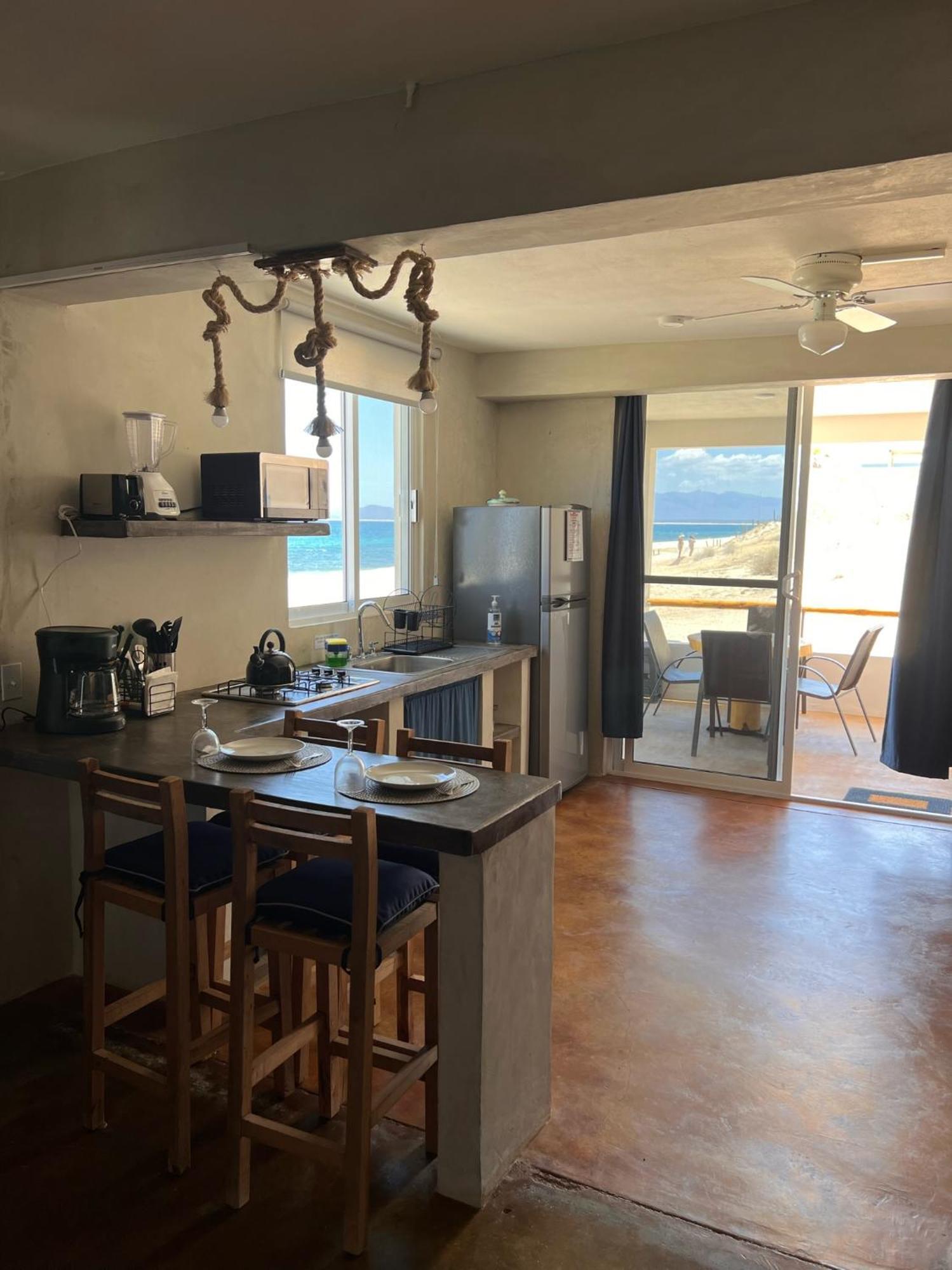 Beach Front Lofts, La Ventana Esterno foto