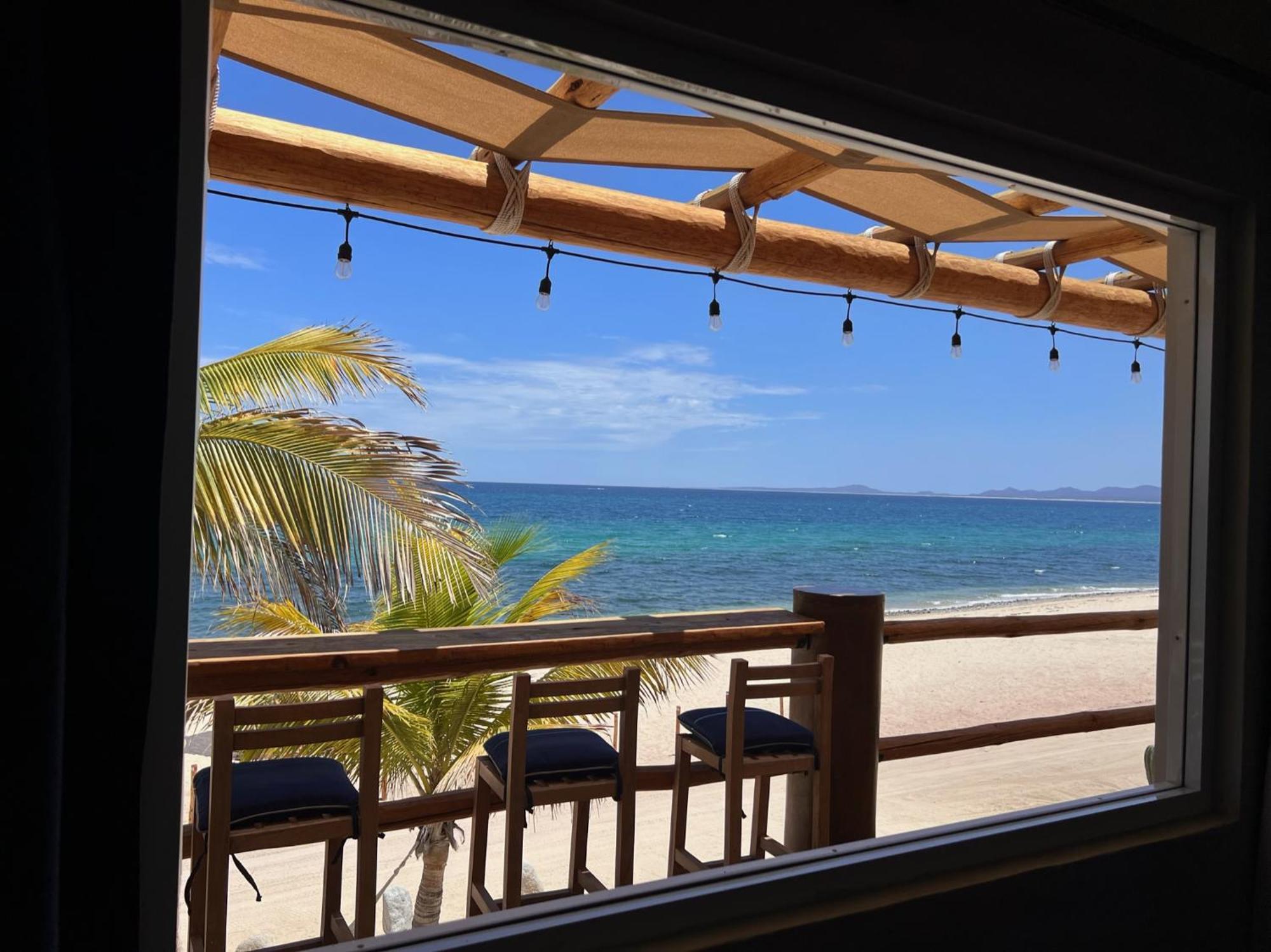 Beach Front Lofts, La Ventana Esterno foto